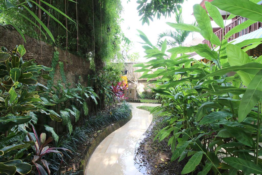 Petit Hotel Bali Ubud Exterior foto